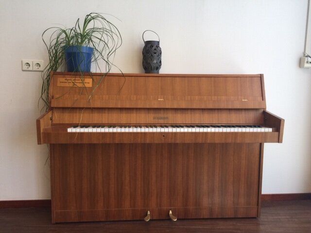 Piano’s voor de jongeren van Youz Piano’s voor de jongeren van Youz